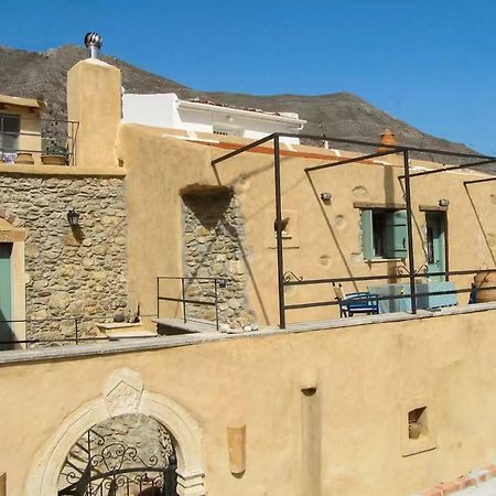 Private Studio In Historic House Lastros ภายนอก รูปภาพ